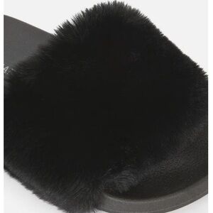 Women's Black Fuzzy Slide Sandals